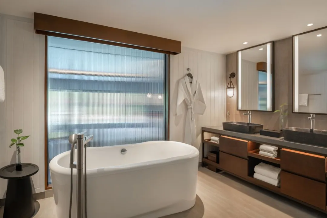 Resort View Studio - Bathroom