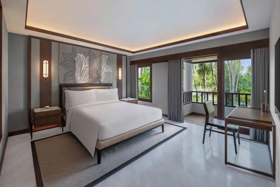 One Bedroom Resort View Suite - Bedroom