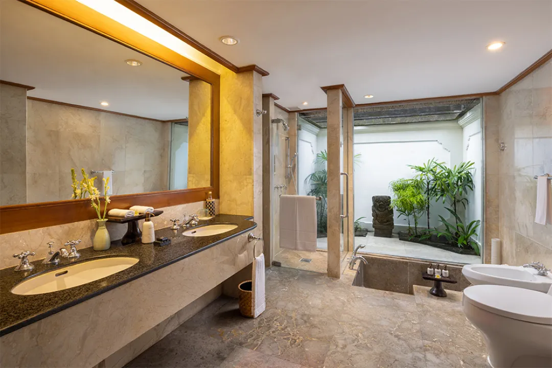 Luxury Lanai Room Garden View - Bathroom