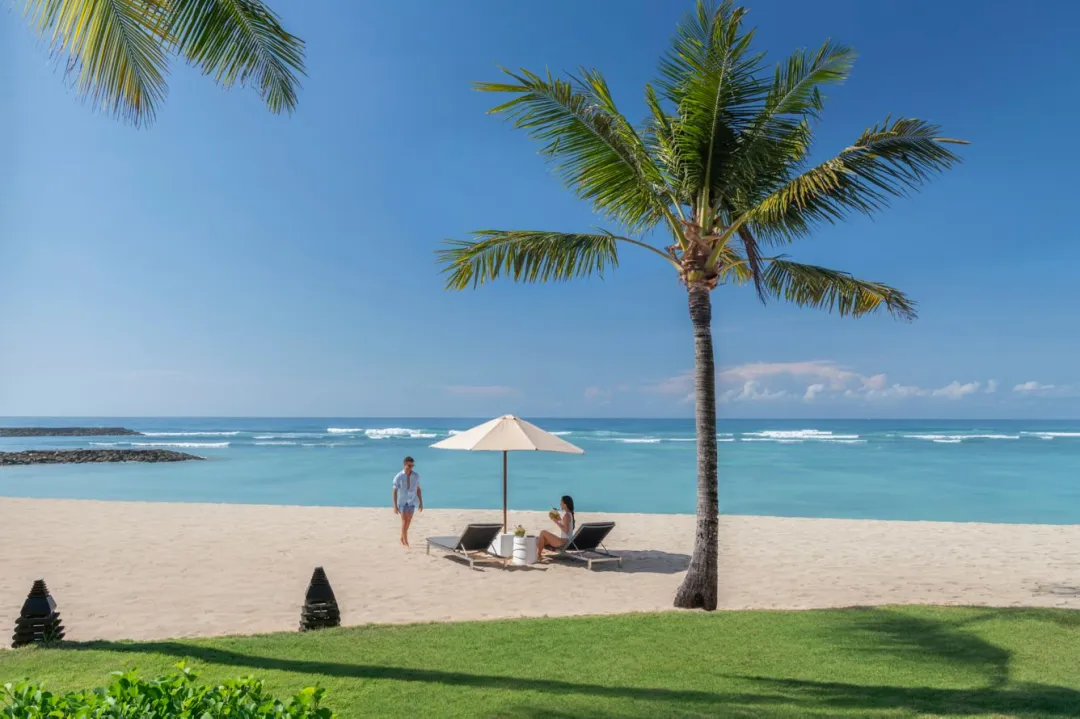 The Ritz-Carlton, Bali - Beach Sun Lounge
