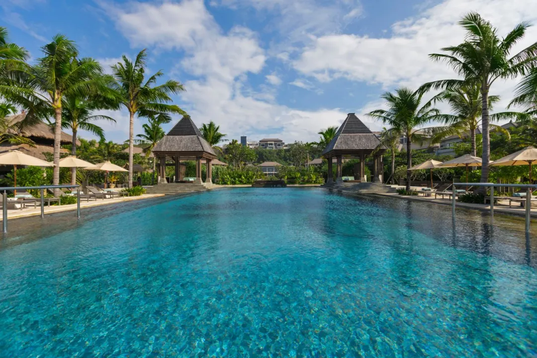 The Ritz-Carlton, Bali -Outdoor Pool
