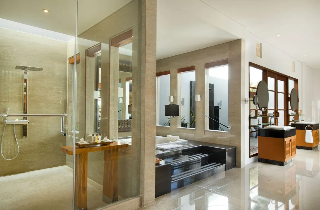 One Bedroom Royal Pavilion Villas - Bathroom View