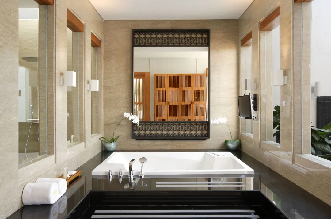 One Bedroom Royal Pavilion Villas - Bathroom