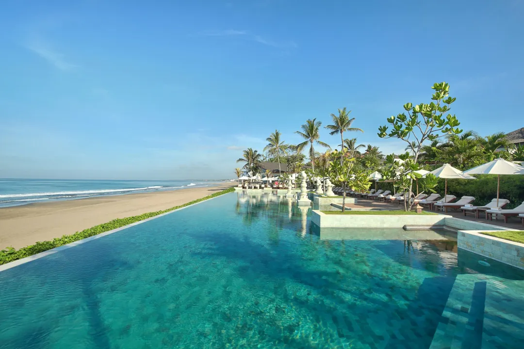 Infinity Pool