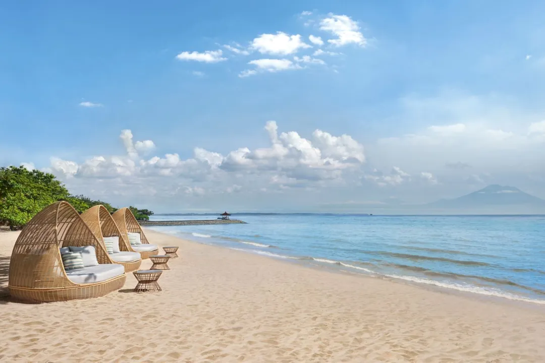 The Westin Resort Nusa Dua, Bali - Beach Lounge