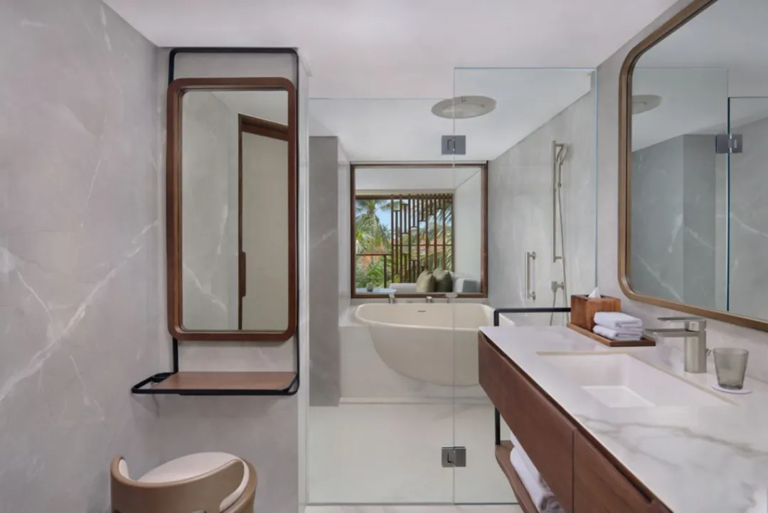 Deluxe Pool View Room - Bathroom