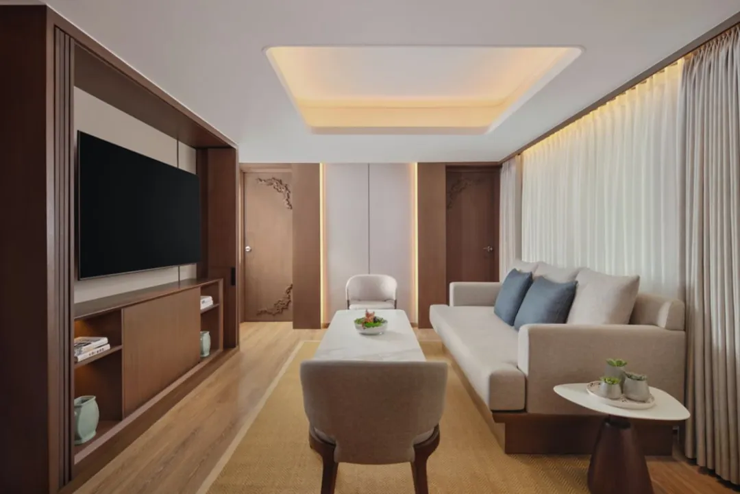 Family Suite Pool Terrace - Seating Aeria