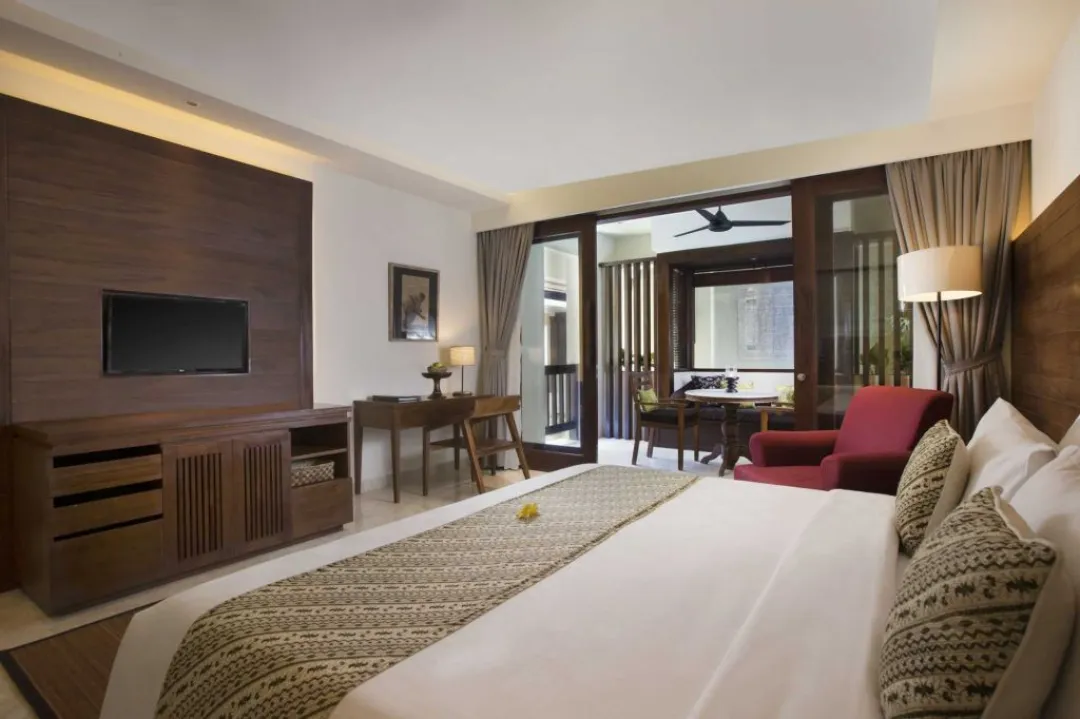 Premier Deluxe Room - King Bed