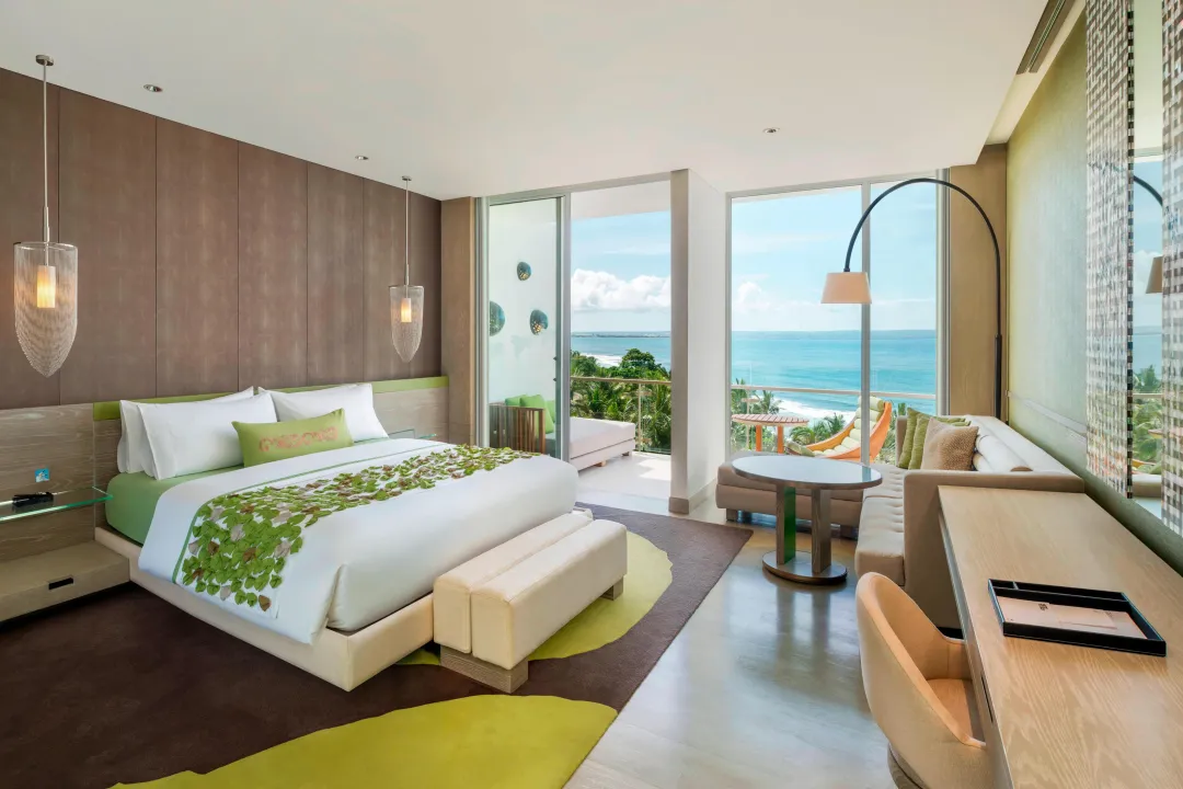 Premier Ocean Facing - King Bed