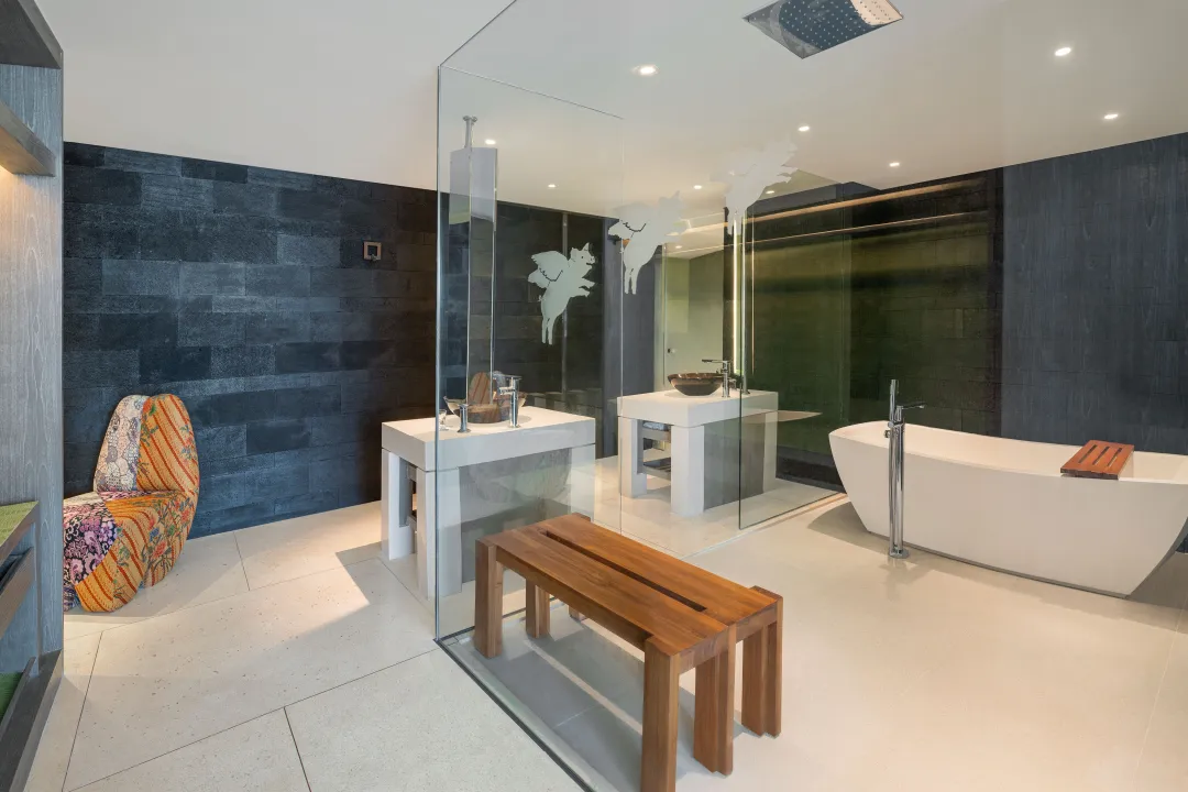 Penthouse Suite - Bathroom
