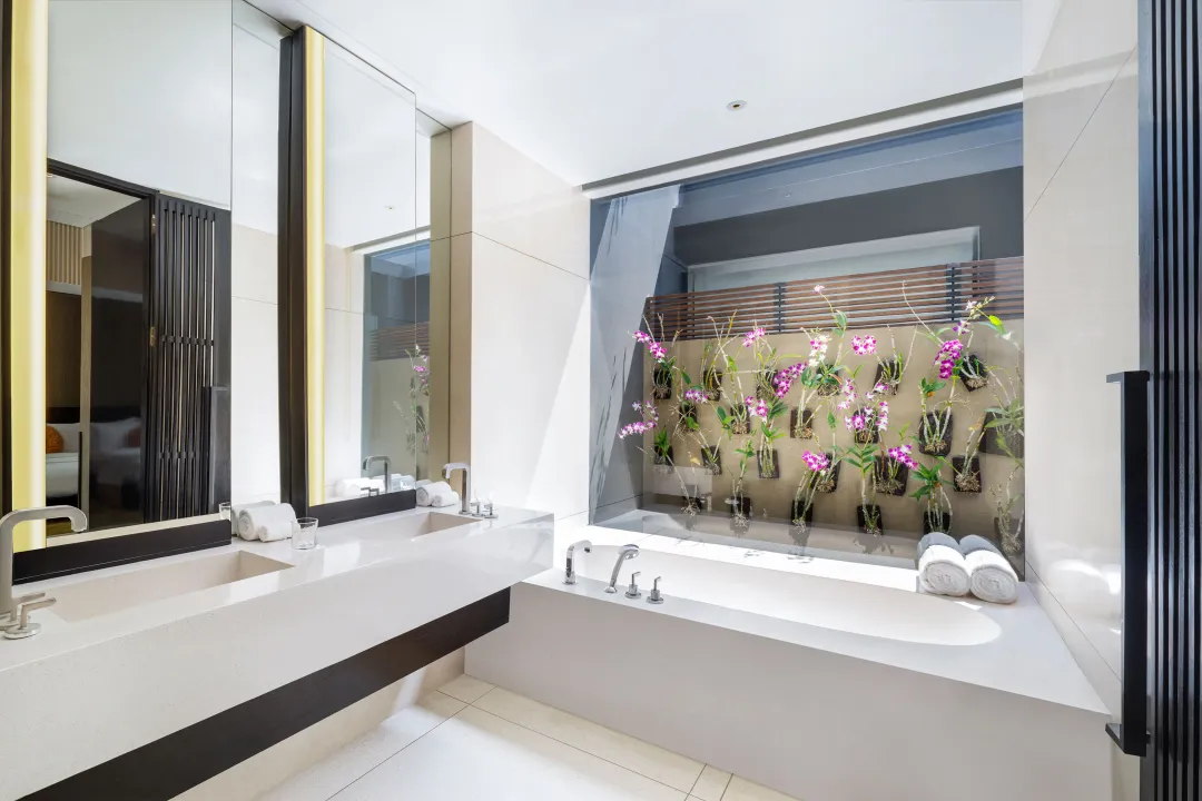 Oasis Two Bedroom Villa - Bathroom