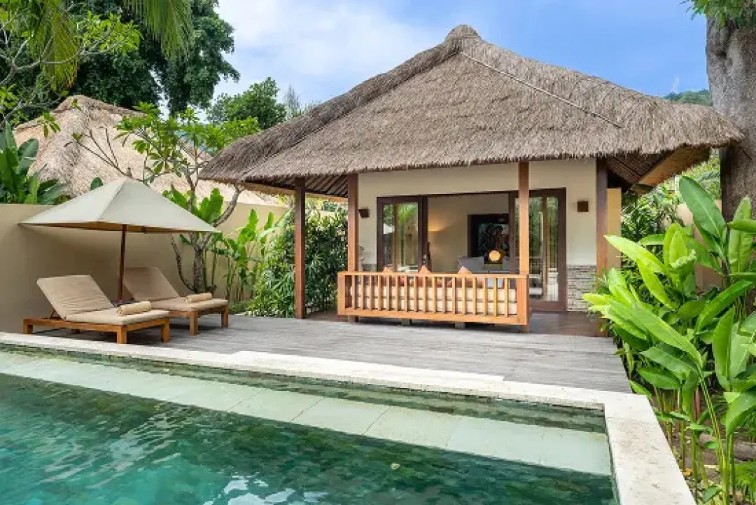 One Bedroom Pool Villa - Pool Lounge