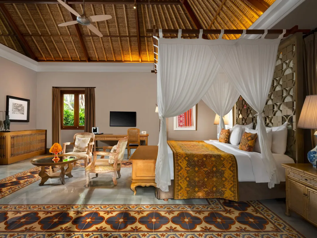Narmada Panoramic Suite - King Bed