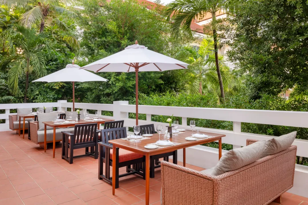 Raffles Grand Hotel d'Angkor - Terrace Dining Aeria