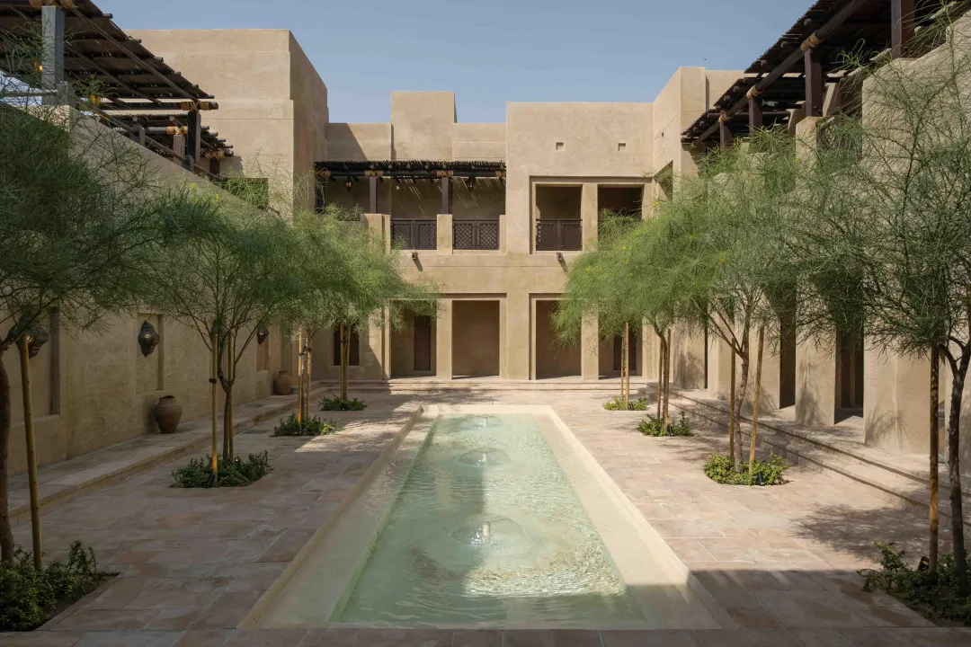 bas-courtyards-wide_003-jpg