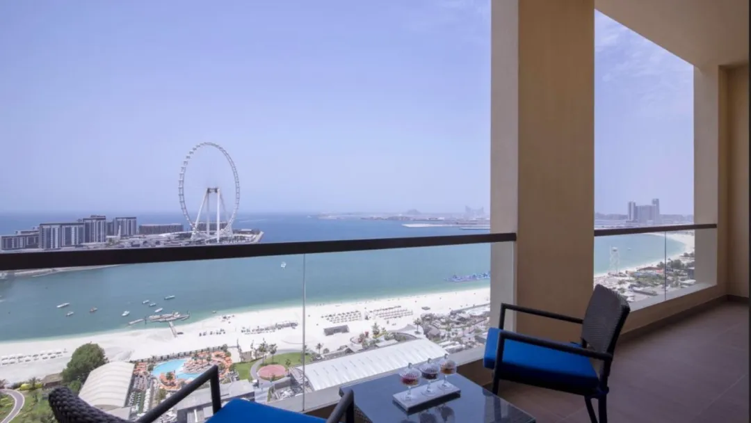 Odysseys Travel - Amwaj Rotana - Property - Sea View