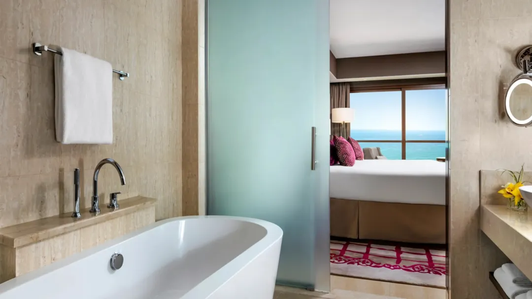 Odysseys Travel - Fairmont Ajman - Fairmont Sea View King - Bathroom