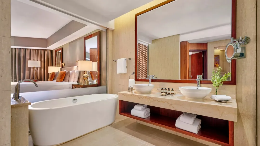 Odysseys Travel - Fairmont Ajman - Deluxe Sea View King - Bathroom