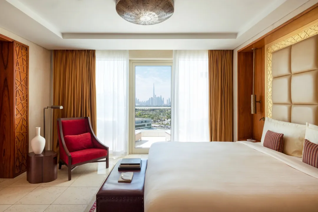 Odysseys Travel - Raffles Dubai - Raffles Club Dubai Skyline King - Bedroom