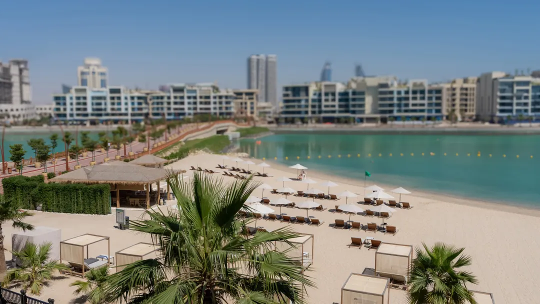 Odysseys Travel - Hilton Doha The Pearl - Sol Beach Lounge - Beachfront