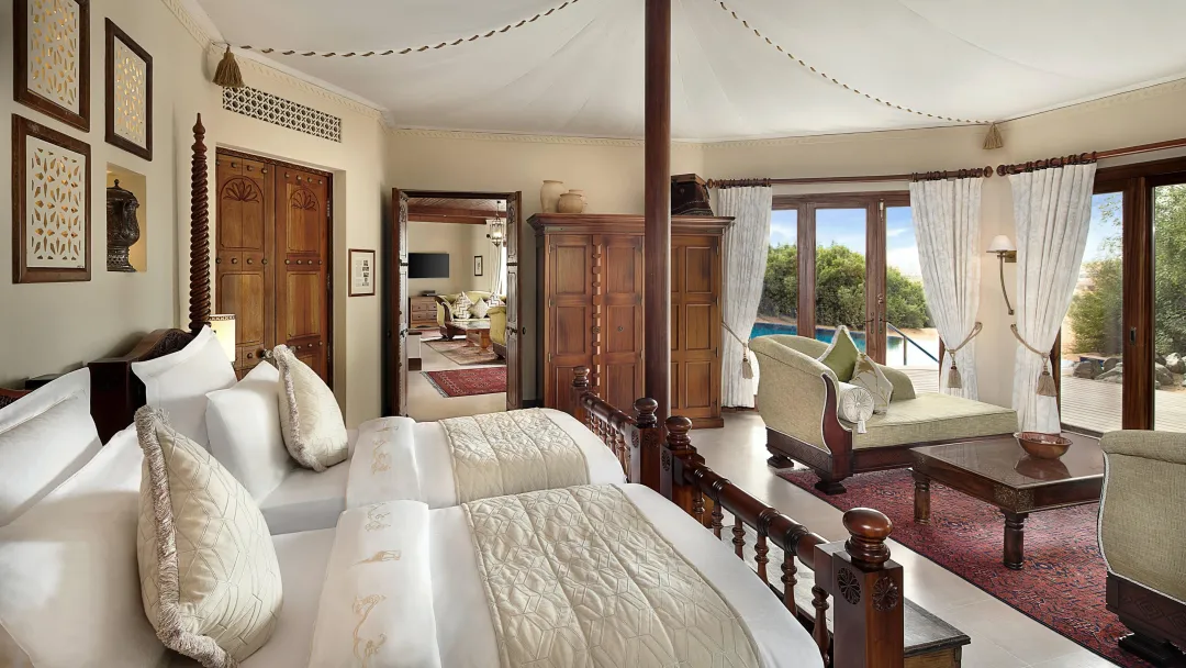 Odysseys Travel - Al Maha, a Luxury Collection Desert Resort and Spa, Dubai - Rooms - Royal Villa - Dubai