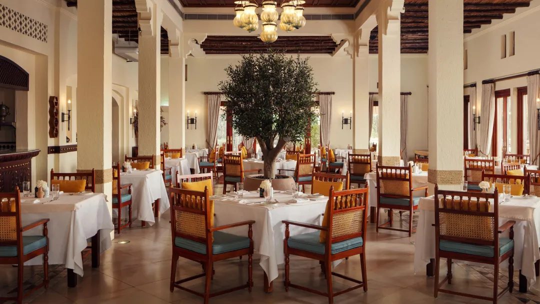 Odysseys Travel - Al Maha Luxury Resort - Restaurant - Al Diwaan