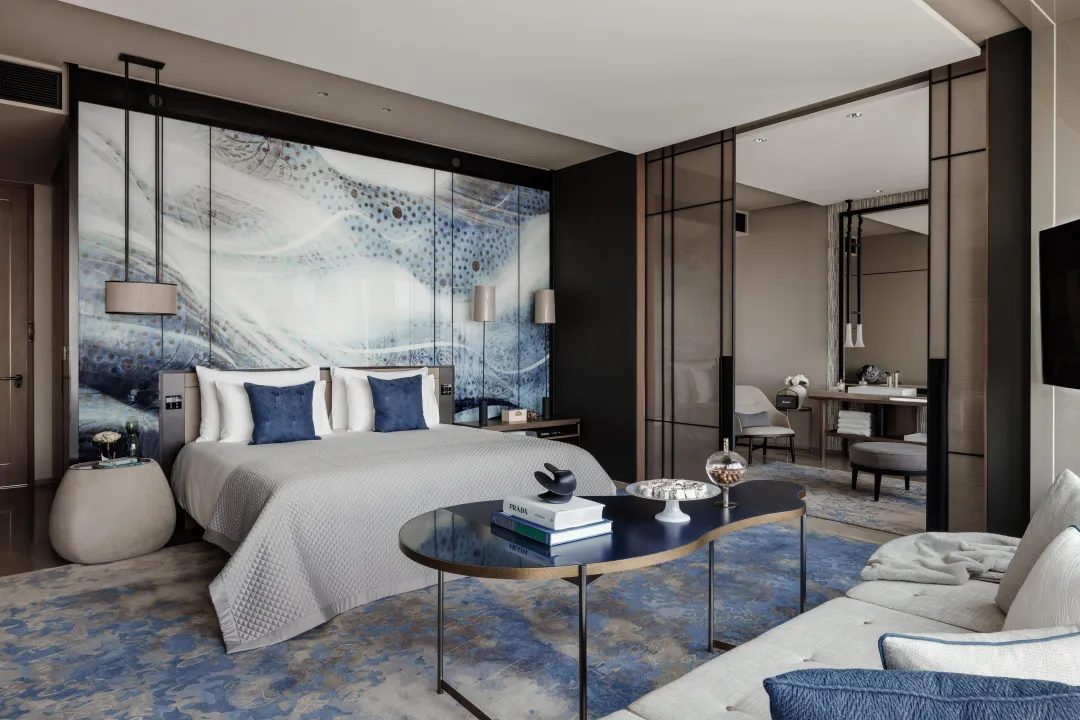 Odysseys Travel - One&Only One Za’abeel - Rooms - Grand Za’abeel Burj Khalifa View - Bedroom