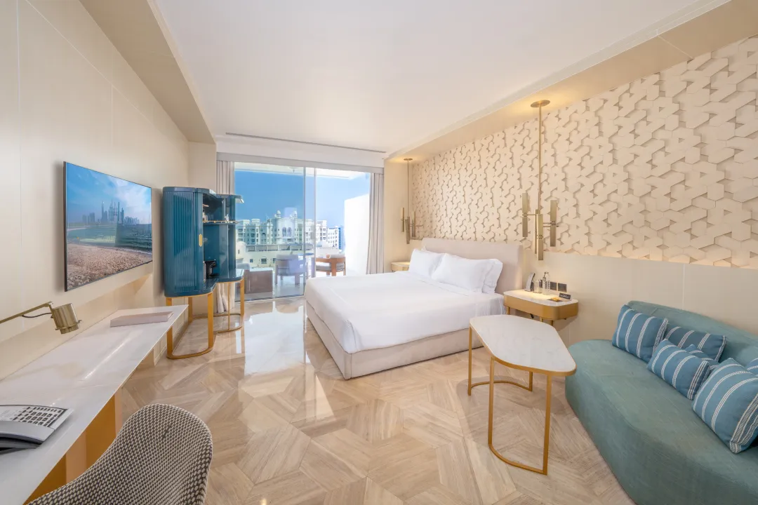 Odysseys Travel - Five Palm Jumeirah - Superior Guest Room - Bedroom