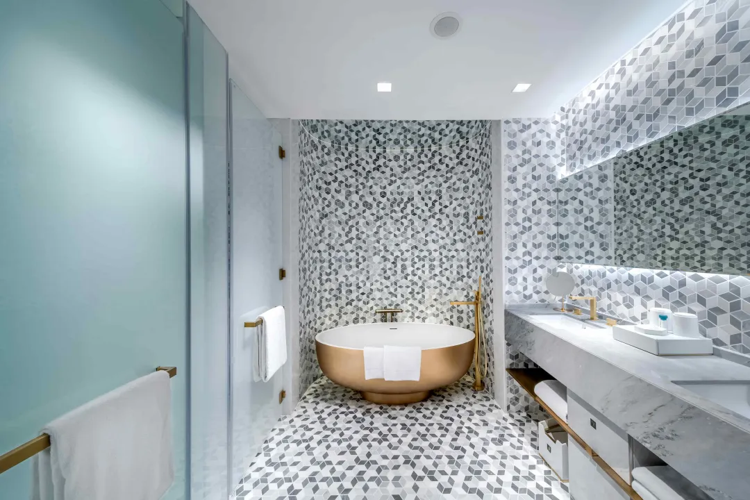 Odysseys Travel - Five Palm Jumeirah - Luxe Sea View Guest Room - Bathroom