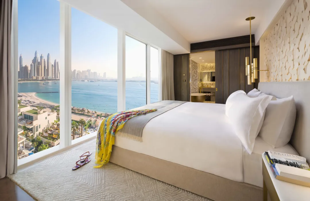 Odysseys Travel - Five Palm Jumeirah - Junior Suite Sea View - Bedroom
