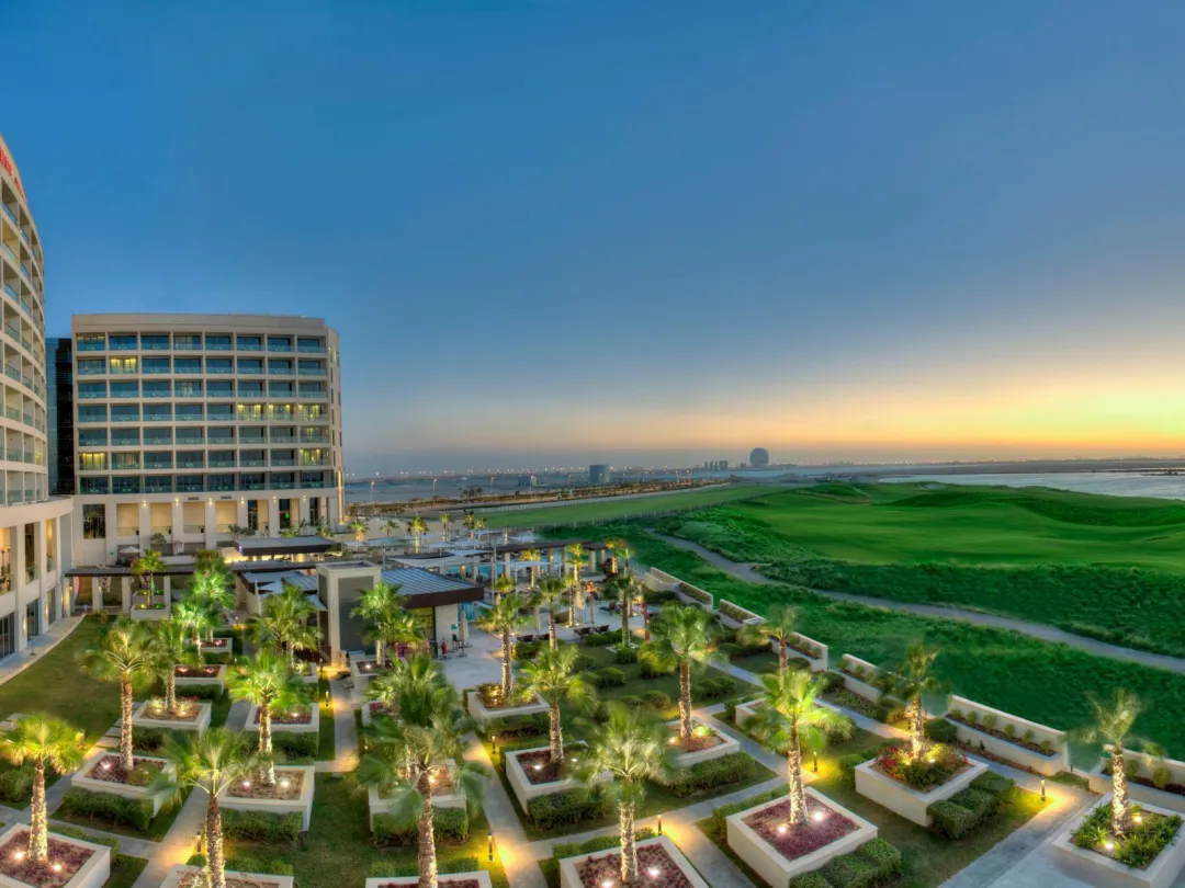 Odysseys Travel - Crowne Plaza Abu Dhabi - Yas Island by IHG - Grounds
