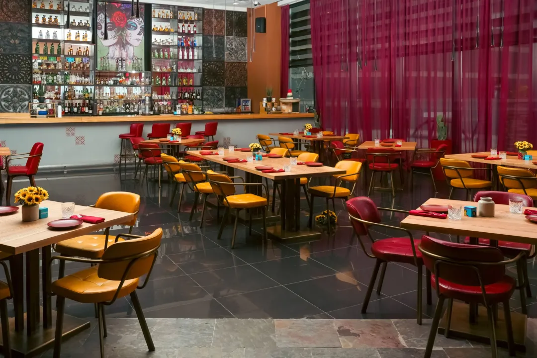 Odysseys Travel - Yas Plaza Bay - Amerigos Restaurant and Bar - Interior