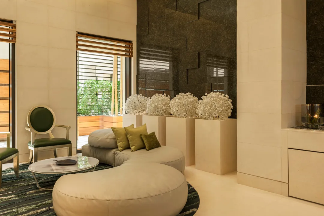 Odysseys Travel - VOGO Abu Dhabi Golf Resort - Spa Lounge