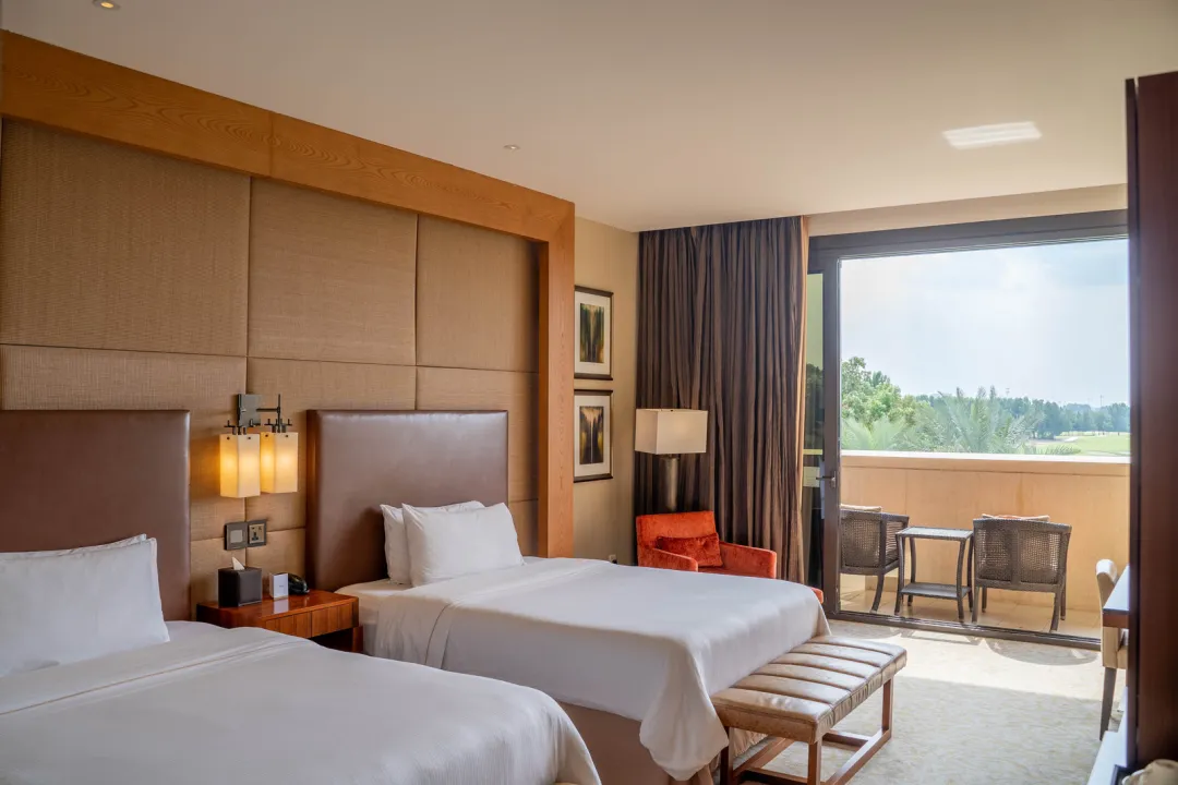 Odysseys Travel - VOGO Abu Dhabi Golf Resort - Deluxe Room - Twin Bedroom