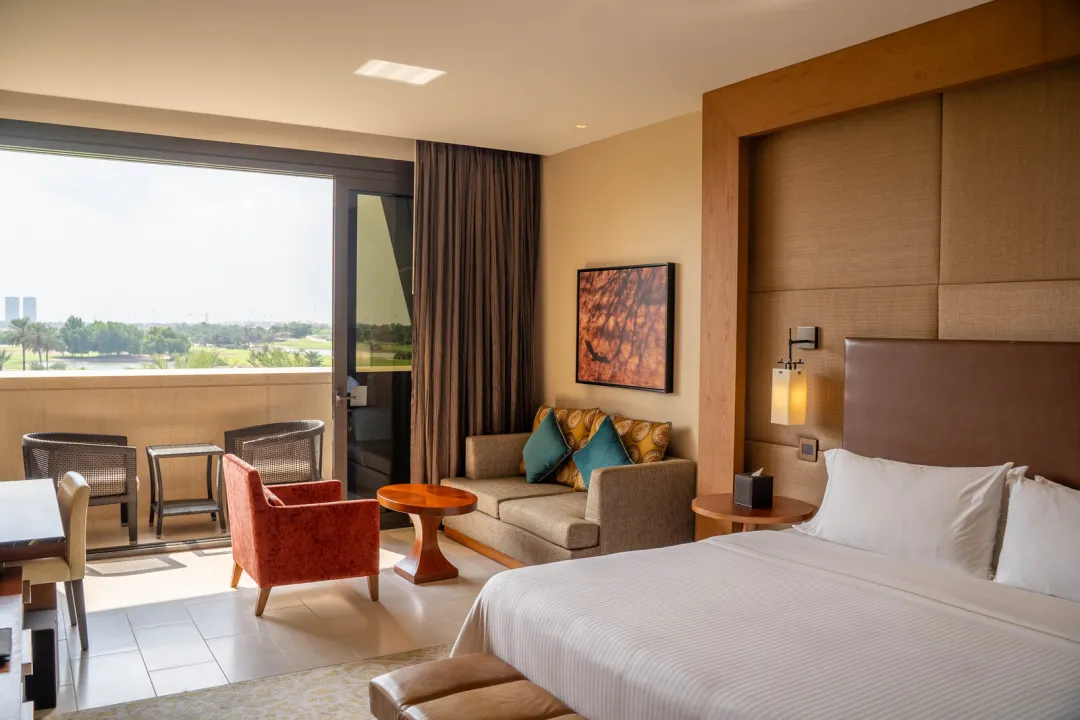 Odysseys Travel - VOGO Abu Dhabi Golf Resort - Deluxe Room - King Bedroom