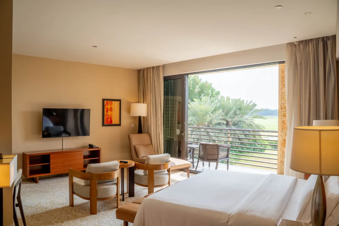 Odysseys Travel - VOGO Abu Dhabi Golf Resort - Junior Suite - Bedroom View