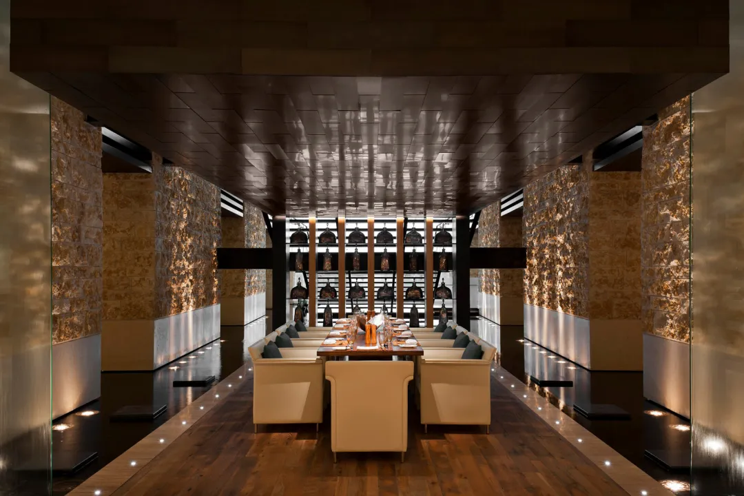 Odysseys Travel - VOGO Abu Dhabi Golf Resort - Fairways - Interior