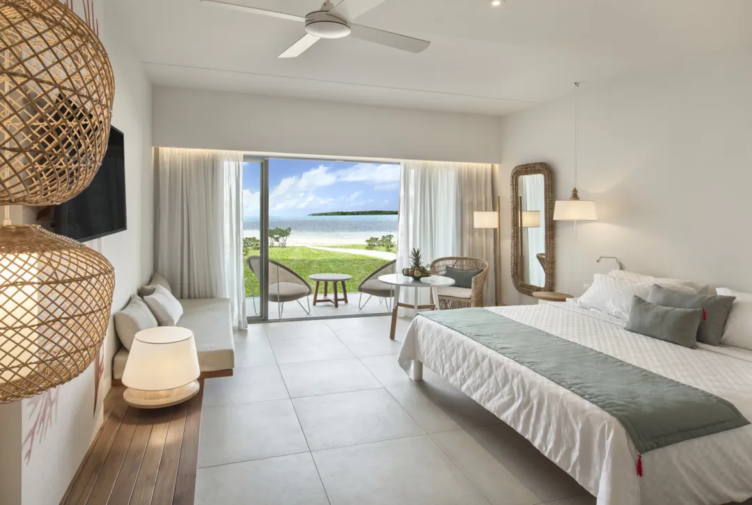 Odysseys Travel - Preskil Island Resort Mauritius - Rooms - Superior Room Garden View - Bedroom