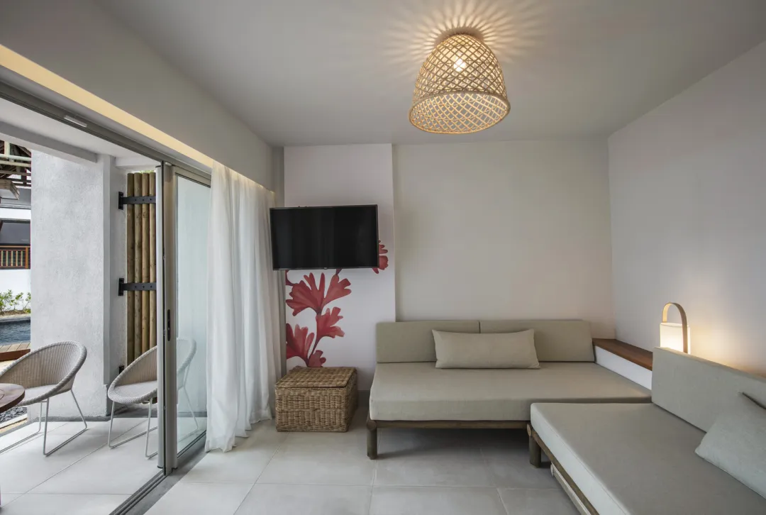 Odysseys Travel - Preskil Island Resort Mauritius - Rooms - Family Garden Room - Lounge
