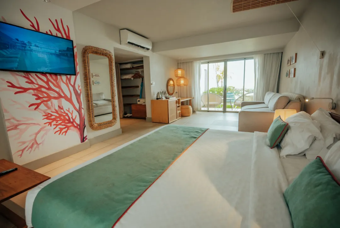 Odysseys Travel - Preskil Island Resort Mauritius - Rooms - Premium Family Room - Bedroom