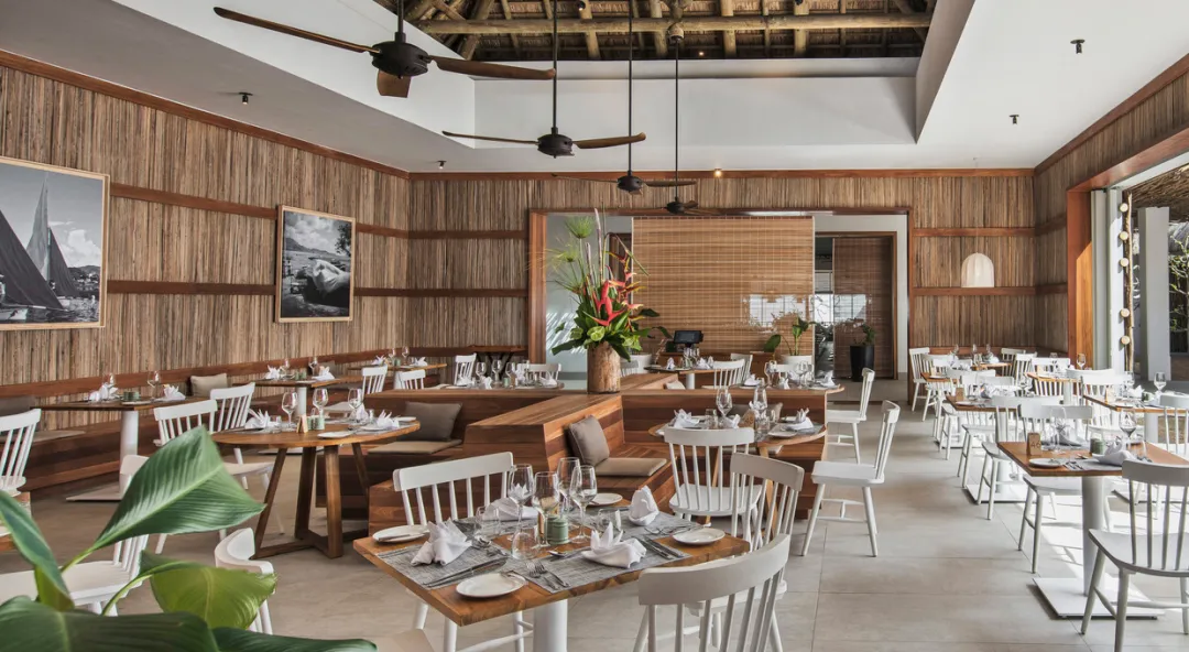 Odysseys Travel - Preskil Island Resort Mauritius - Rendez-Vous - Interior set up