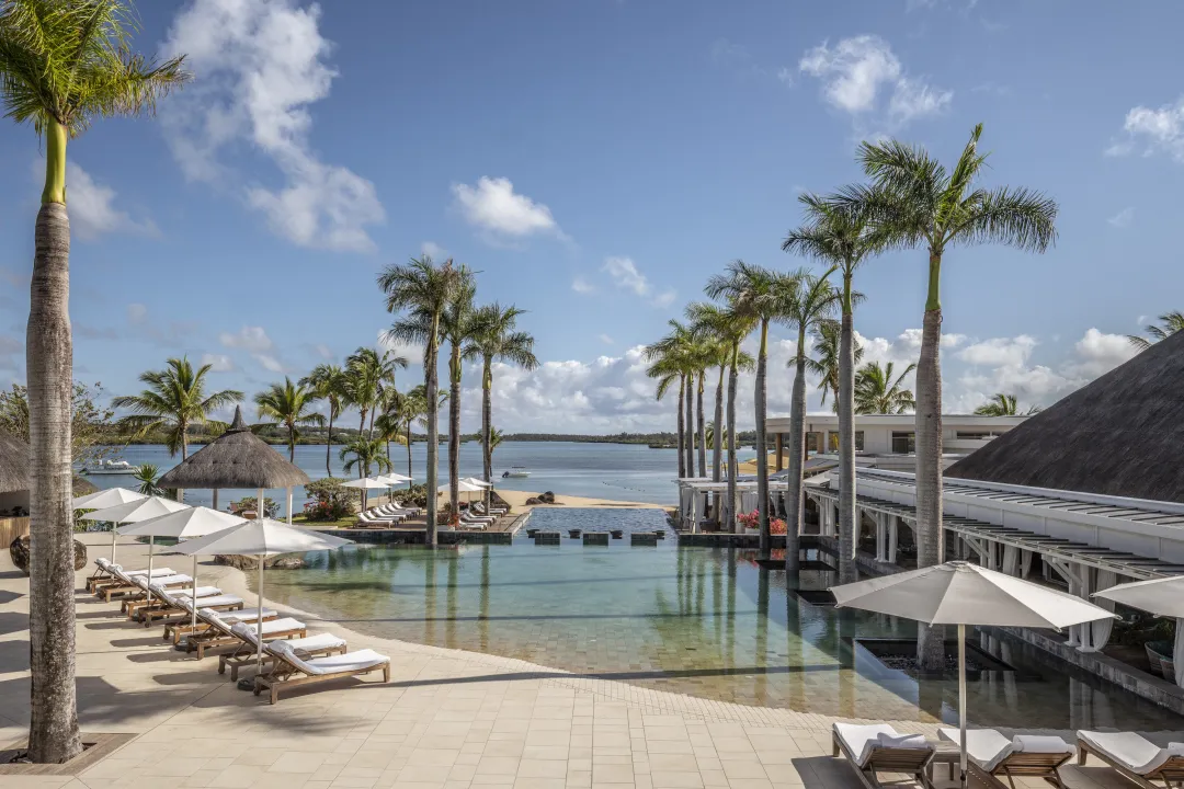 Odysseys Travel - Four Seasons Resort Mauritius at Anahita - Infinity Pool