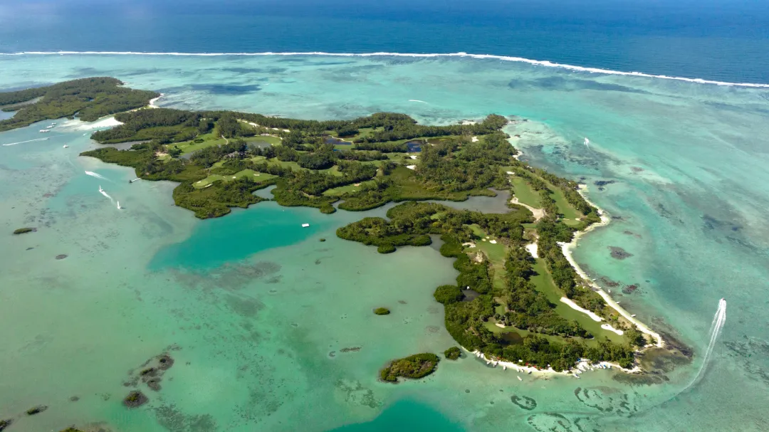 Odysseys Travel - The Bay Club at Anahita - Golf Course Aerial