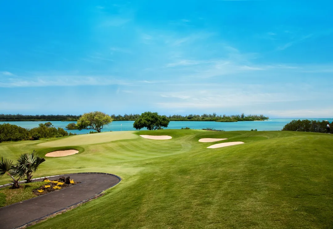 Odysseys Travel - The Bay Club at Anahita - Golf Course