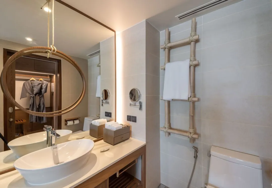 Odysseys Travel - The Culture Samui - Deluxe Pool Access Seaview Rooms - Bathroom