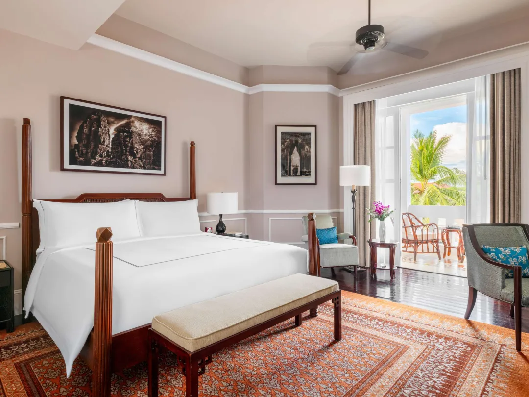 Odysseys Travel - Raffles Grand Hotel d'Angkor - Rooms - Landmark Room - Bedroom (King)