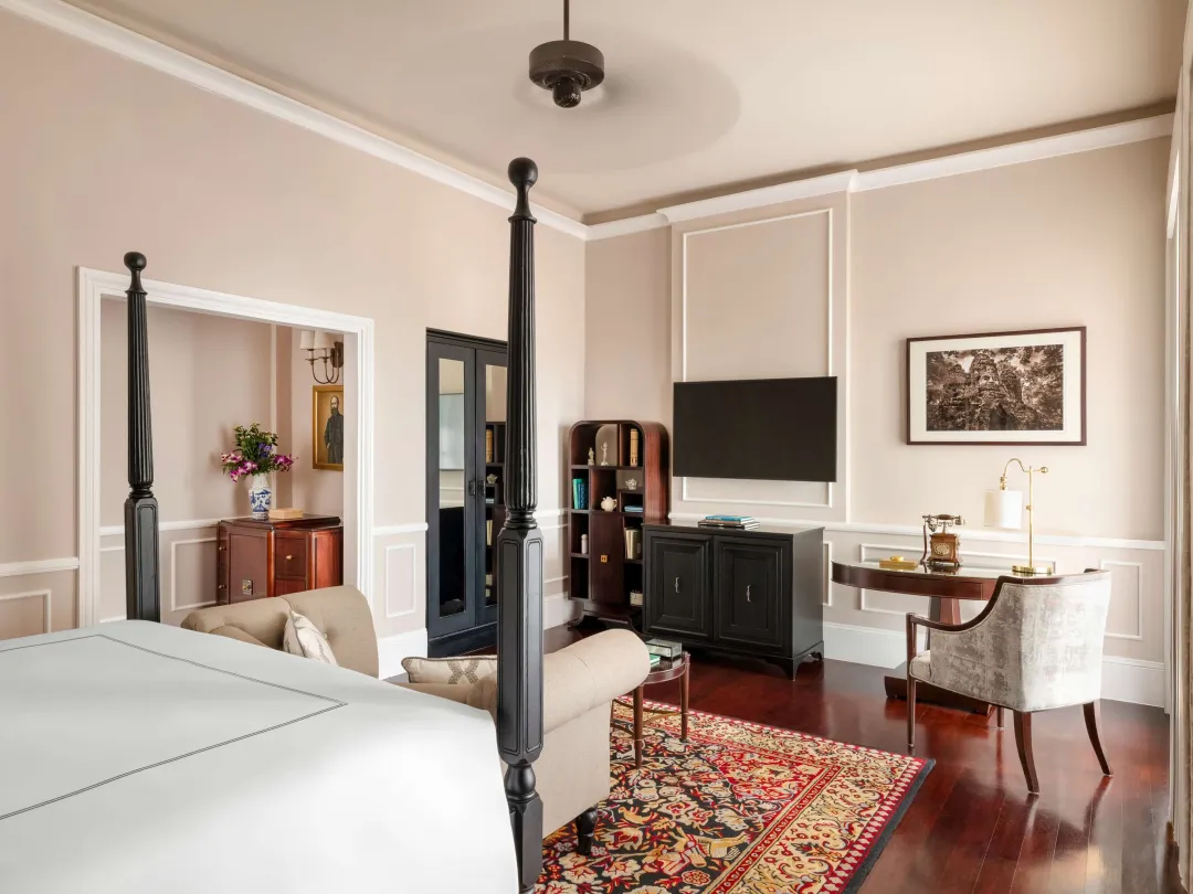 Odysseys Travel - Raffles Grand Hotel d'Angkor - Rooms - Personality Junior Suite - Room