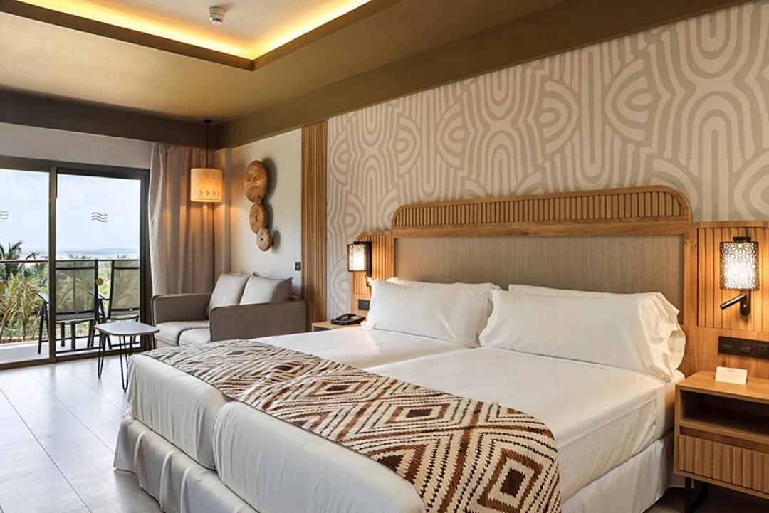 Odysseys Travel - Hotel Riu Palace Swahili - Junior Suite Sea View - Twin Beds