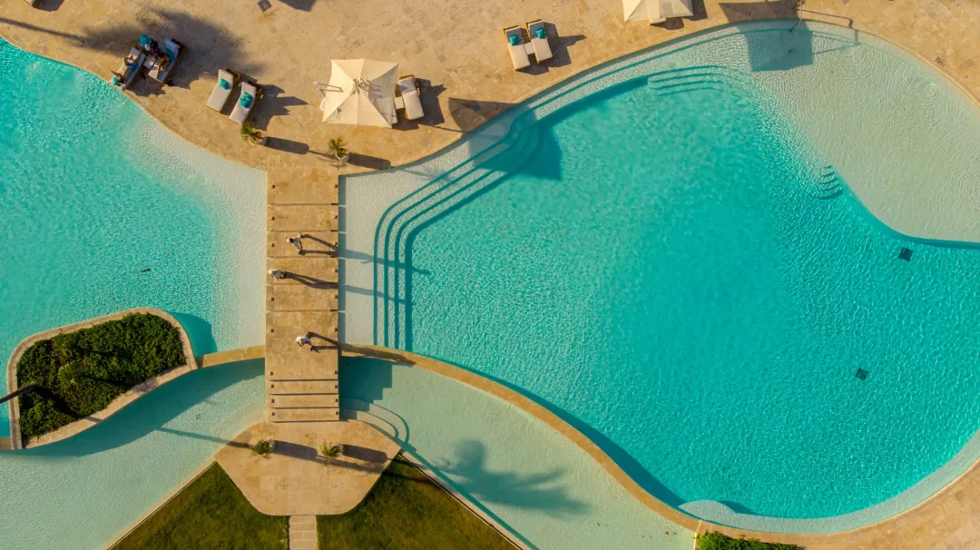 Odysseys Travel - Eden Roc Cap Cana - Pool