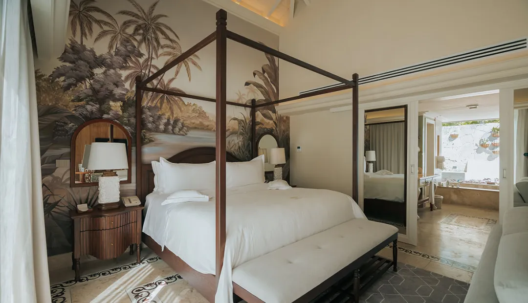 Odysseys Travel - Eden Roc Cap Cana - Luxury Pool Junior Suite - Bedroom
